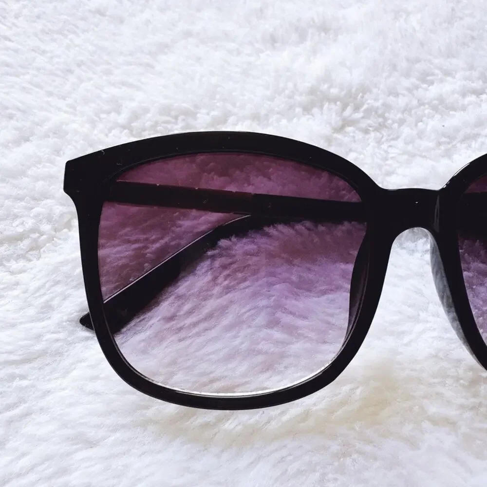 Joanne Black Square Sunglasses